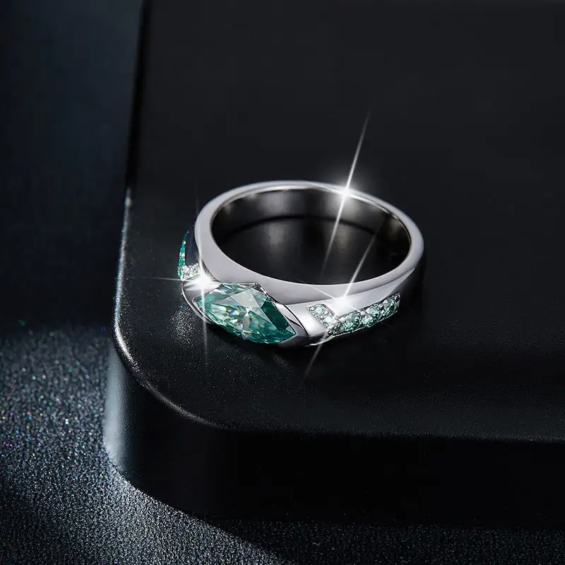 Moissanite Diamond Ring - Image 4