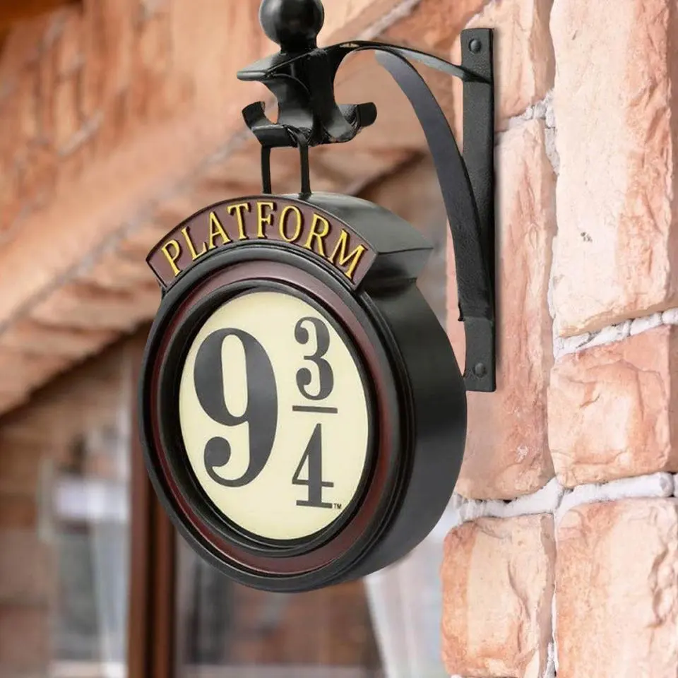 Harry Potter Hanging 9 3/4 Night Light - Image 3