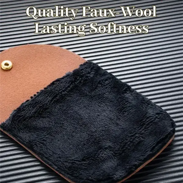 Faux-Wool Polishing Glove - Image 4